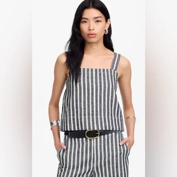 Madewell Squareneck Top in Linen Blend
Stripe - Picture 1 of 9